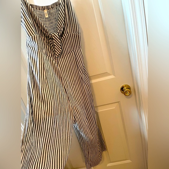 Elan Gray and White Striped Jumpsuit - Picture 9 of 9